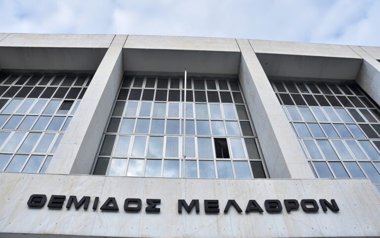 Δεν ανασύρονται από το αρχείο οι υποκλοπές